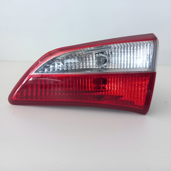 Lanteira Direita Tampa Traseira Hb20 Hatch 2013 A 2018  Direito Vermelho